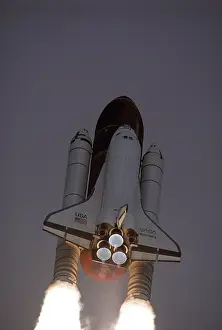 Liftoff: Space Shuttle Discovery launched with Hubble ?