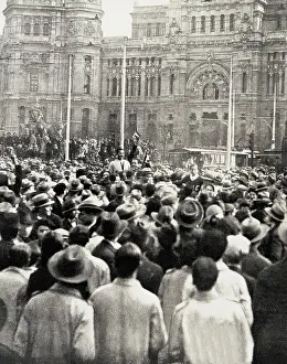 Comunidad: Spain (1930). Student demonstration. The student