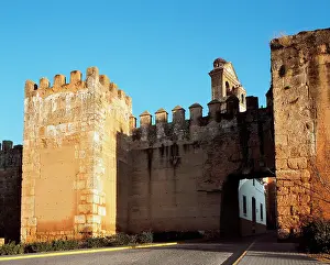Huelva: Spain. Andalusia. Niebla. Gate of the walls. Almoravid style