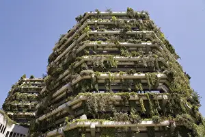 Tous: SPAIN. Barcelona. Edifici Planeta (Planetra Building)