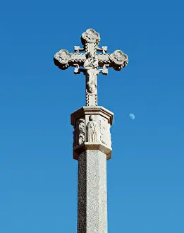 Abbot: Spain. Catalonia. Poblet Monastery. Cross