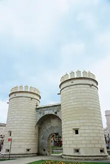 Cords: Spain, Extremadura, Badajoz. Gate of Palms