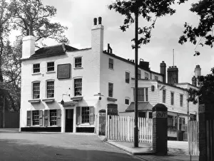 Immortalised: THE SPANIARDS INN
