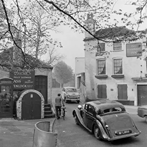 Weatherboarding: Spaniard's Inn, Hampstead