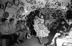 Mesmerised: SPANISH GYPSY DANCER