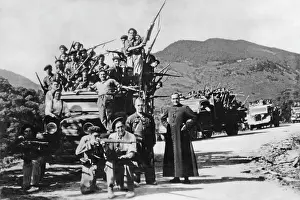 Pastor: Spanish national troops on their way to the northern front