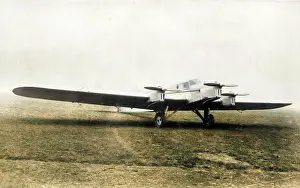 Mailplane: Spartan Mailplane (forward view, on the ground)