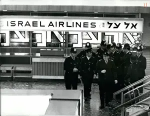 Reinforce: Special commando police force at Heathrow Airport, London