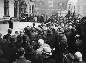 Magdeburg: Speech at the change of flags in Magdeburg, 1933