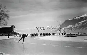Zell: Speed skaters on Lake Zell. About