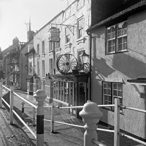 Hemel: Spinning Wheel Restaurant