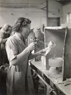 Cellulose: SPRAYING POTTERY