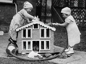 21th: Spring cleaning in the dollhouse