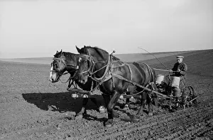 Midwest: Spring corn planting in Jasper County, Iowa. ?
