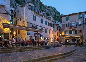 Boche: Square, Kotor, Montenegro