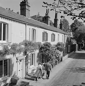 Squires: Squires Mount, Hampstead