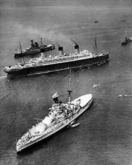 Berengaria: SS Berengaria Passing Spithead, 1935