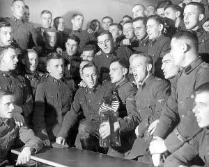 Sings: SS Bodyguard Regiment Adolf Hitler singing together, 1938
