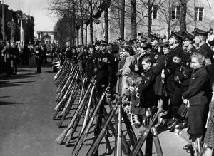 Speach: SS squads secure the streets in Berlin, 1942