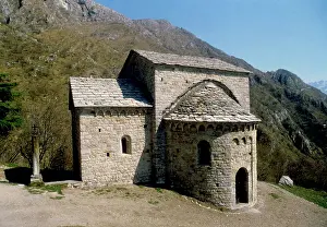Lecco: St. Benedict's Oratory in Civate