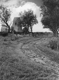 Benet: ST. BENET'S ABBEY