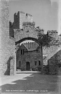 Vale: St. Donat's Castle