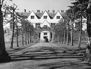Fagan: ST. FAGAN'S CASTLE