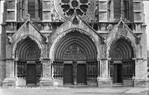 Details: St. Finn Barr's Cathedral