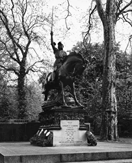 Paul Barkshire: ST GEORGE WAR MEMORIAL