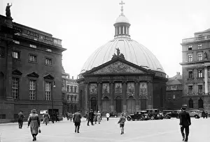 Dresdner: St Hedwig's Cathedral, 1933
