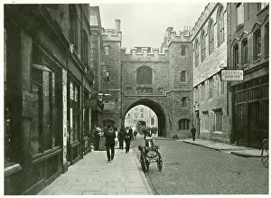 Crenellation: St. John's Gate, Clerkenwell, London