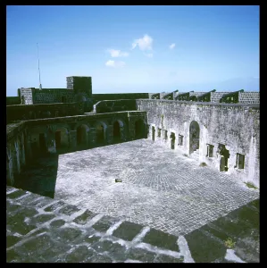Nevis: ST. KITTS/FORT BRIMSTONE