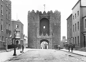 Louth: St. Lawrence's Gate, Drogheda