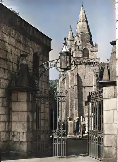1366: ST. MACHAR'S CATHEDRAL