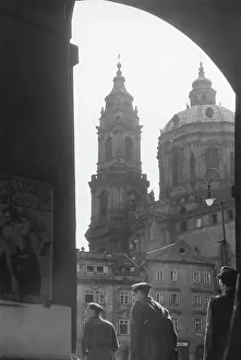 Lesser: The St. Nicholas Church in Prague, 1942