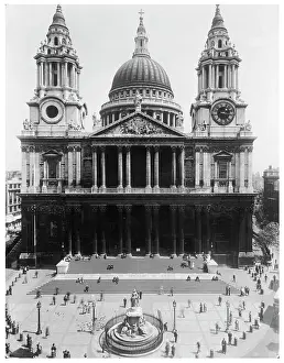 Blackened: ST PAUL'S CATHEDRAL 1930