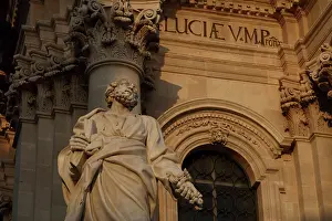 Ortygia: St Peter statue and Cathedral, Ortygia, Syracuse