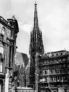 Graben: St. Stephan's Cathedral in Vienna after the annexation of Au