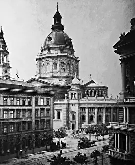 Relic: St. Stephen's Basilica in Budapest