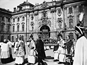 Contains: St. Stephen's procession, 1934