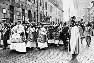 Contains: St. Stephen's procession, 1938