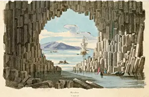 Staffa: STAFFA / FINGAL'S CAVE