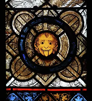Vierge: Stained glass window, Basilique Saint-Urbain de