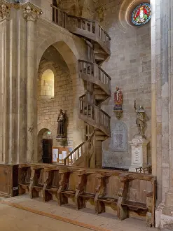Collegiale: Staircase, Collegiale Saint-Hilaire, Semur-en-Brionnais
