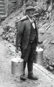 Staithes: Staithes, Character 1925
