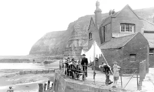 Staithes: Staithes, the Cod and Lobster Inn 1927