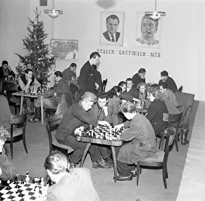 Gottwlad: Stalin - Gottwlad - chess game