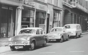 Optician: Stamford, Cars c1955