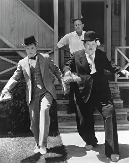 Sneaking: Stan Lauryl - Oliver Hardy - Hal Roach