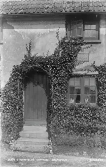 Plaque: Standfield's Cottage